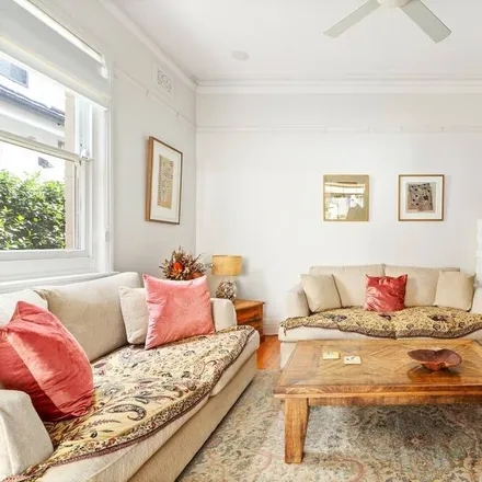 Rent this 3 bed house on Manly QLD 4179