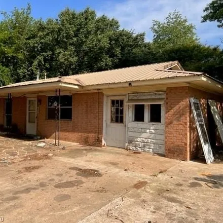 Buy this 3 bed house on 30442 South Street in Bokoshe, Le Flore County