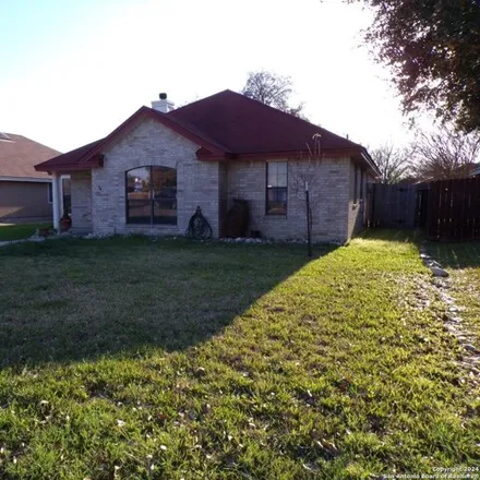 Image 1 - 811 Sunnyvale Place, Uvalde, TX 78801, USA - House for rent