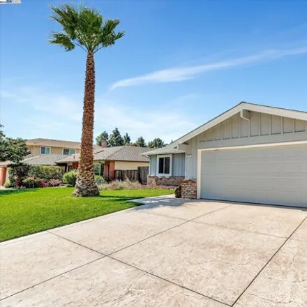Buy this 3 bed house on 5315 Greenwich Court in Newark, CA 94560