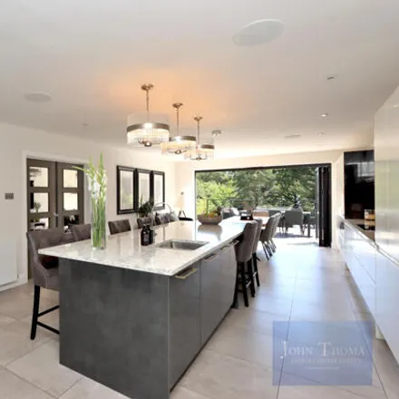 Image 5 - Brook Way, Chigwell Rise, Chigwell, IG7 6AG, United Kingdom - House for sale
