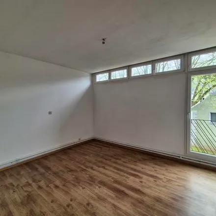 Rent this 2 bed apartment on Rue Vaudrée 52A in 4031 Angleur, Belgium