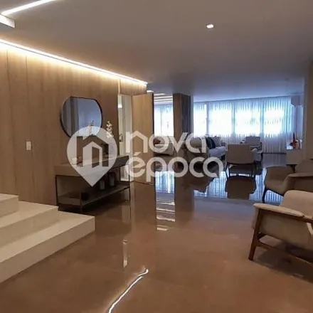 Buy this 5 bed apartment on Rua Senador Vergueiro 159 in Flamengo, Rio de Janeiro - RJ