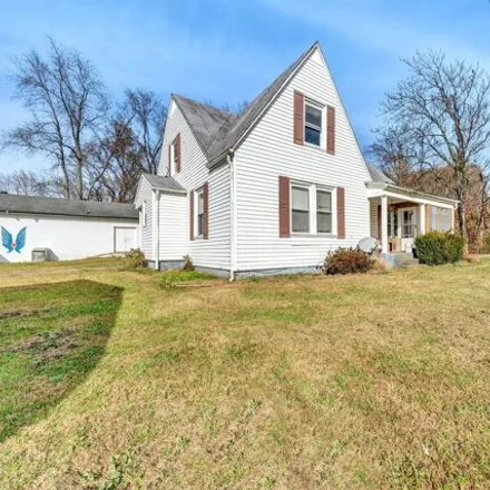 Image 1 - 8224 Henry Road, Henry, Franklin County, VA 24102, USA - House for sale