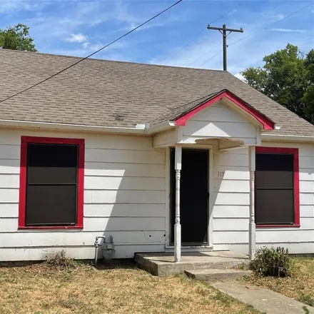 Rent this 2 bed house on 117 East Tennie Street in Gainesville, TX 76240