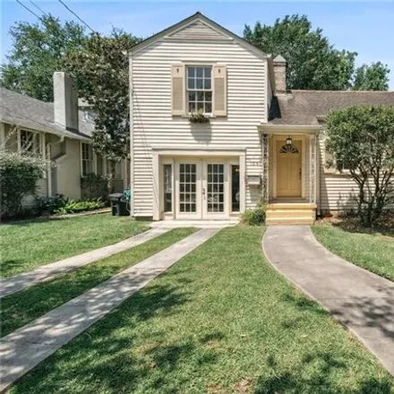 Rent this 2 bed house on 124 Rosa Avenue in Oak Ridge Park, Metairie