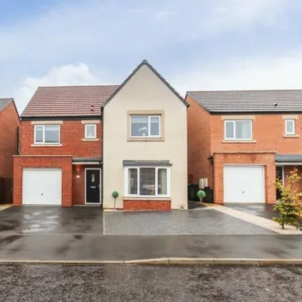 Buy this 4 bed house on Sandstone View in Killingworth Village, NE12 6BH