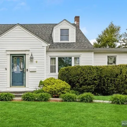 Buy this 4 bed house on 9 Pleasant Ave in Tenafly, New Jersey