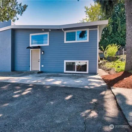 Buy this studio house on 2727 South 125th Street in Burien, WA 98168