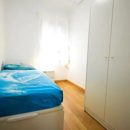 Rent this 3 bed room on Carrer de la República Argentina in 21, 46021 Valencia