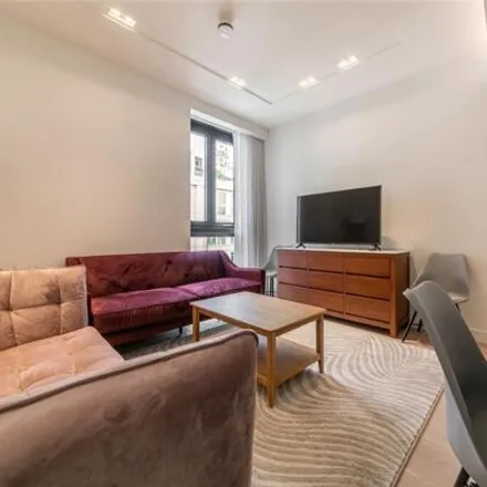 Image 9 - Lincoln Square, 18 Portugal Street, London, WC2A 2AT, United Kingdom - Room for rent