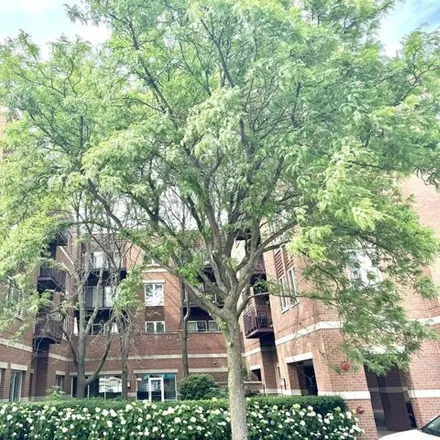 Buy this 2 bed condo on 5040 Warren St Apt 305 in Skokie, Illinois