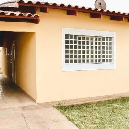 Buy this 3 bed house on Avenida Bom Jesus in Jardim Nova Esperança, Goiânia - GO