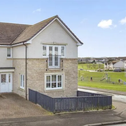 Buy this 4 bed house on White Threshes Road in Cowdenbeath, KY4 9FD