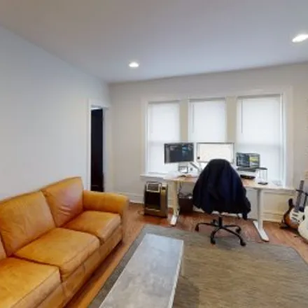 Rent this 2 bed apartment on #2f,4110 North Richmond Street in California Park, Chicago