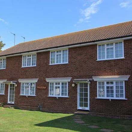 Rent this 2 bed apartment on Fitzroy Road in Tankerton, CT5 2LF