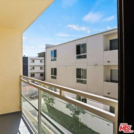 Image 3 - 111 Kings Unit 205, Los Angeles, California, 90048 - House for rent