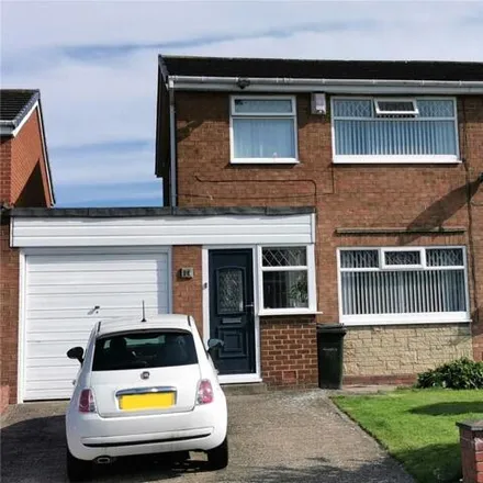 Buy this 3 bed duplex on Newarth Close in Blucher, NE15 7QR