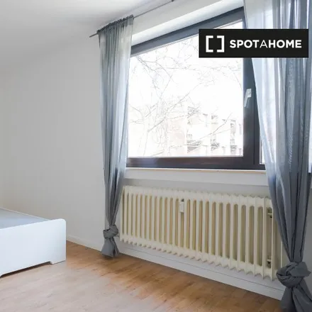 Image 5 - Kölner Landstraße 360, 40589 Dusseldorf, Germany - Room for rent