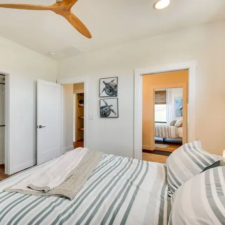 Rent this 4 bed house on Machipongo in VA, 23408