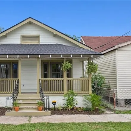 Buy this 5 bed house on 2517 Frenchmen Street in New Orleans, LA 70119