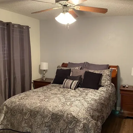 Rent this 1 bed apartment on Hot Springs