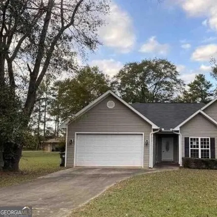 Rent this 3 bed house on 224 San Louise Drive in Peach County, GA 31030