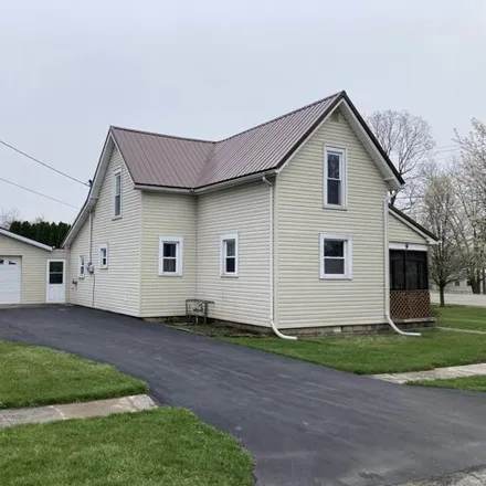 Buy this 3 bed house on 198 East Main Street in Redkey, Jay County