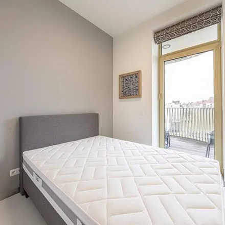 Rent this 3 bed apartment on Le Toison d'Or in Avenue de la Toison d'Or - Gulden-Vlieslaan, 1000 Brussels
