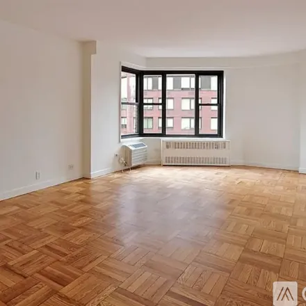 Rent this studio apartment on 149 4th Ave
