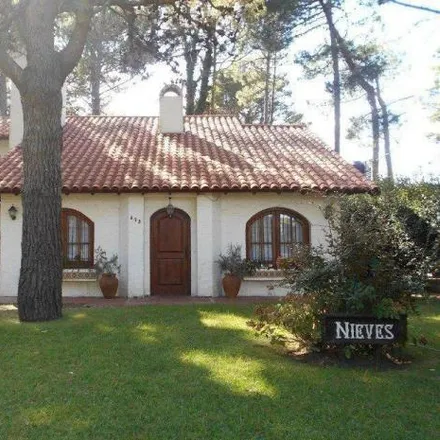 Image 2 - De Los Picaflores, Partido de Pinamar, 7167 Pinamar, Argentina - House for rent