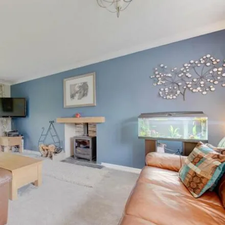 Image 4 - Brookfield Close, Astwood Bank, B97 5LL, United Kingdom - House for sale