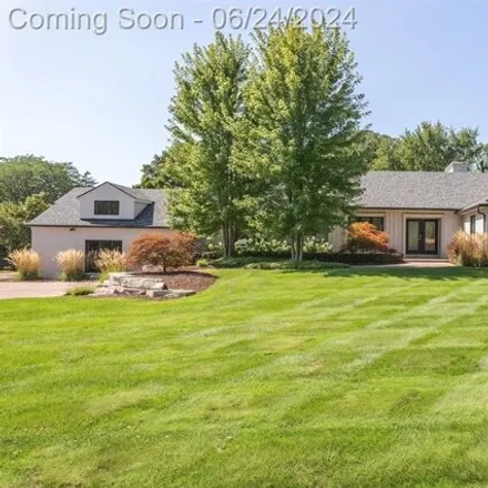 Rent this 3 bed house on 172 Linda Ln in Bloomfield Hills, Michigan