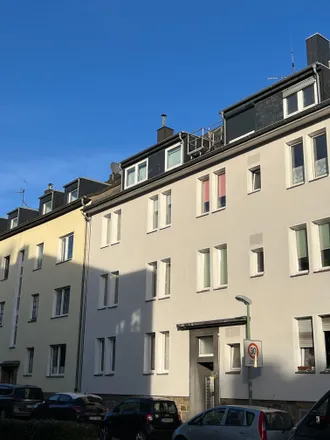 Rent this 5 bed apartment on Billrothstraße 33 in 45147 Essen, Germany