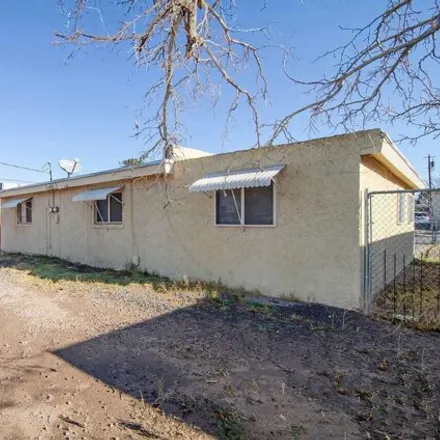Image 5 - 1673 Paxton Street, Las Cruces, NM 88001, USA - House for sale