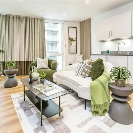 Buy this 1 bed apartment on Al-Khair School in 109-117 Cherry Orchard Road, London