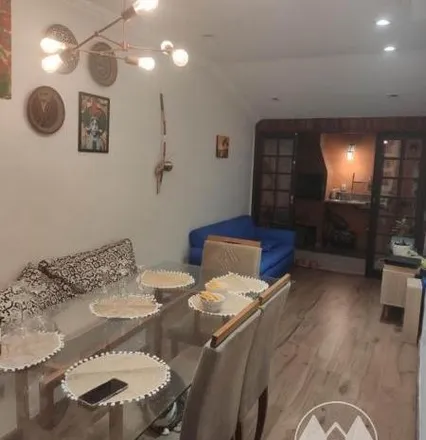 Buy this 3 bed apartment on Acesso a Pedra da Onça in Siméria, Petrópolis - RJ