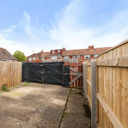 Image 9 - Moorhouse Road, Hull, East Yorkshire, Hu5 - Townhouse for sale