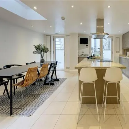 Image 3 - Stanford Road, London, London, W8 - House for sale