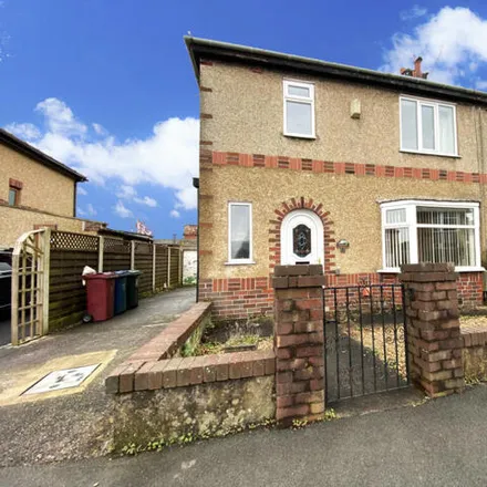 Buy this 3 bed townhouse on Sunnyside Avenue in Ribchester, PR3 3ZE