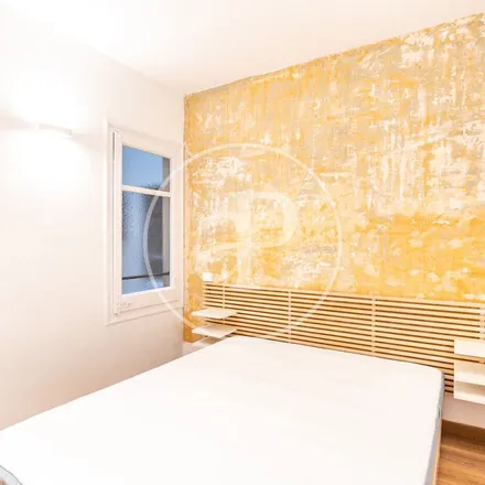 Rent this 5 bed apartment on Govinda in Plaça de la Vila de Madrid, 4