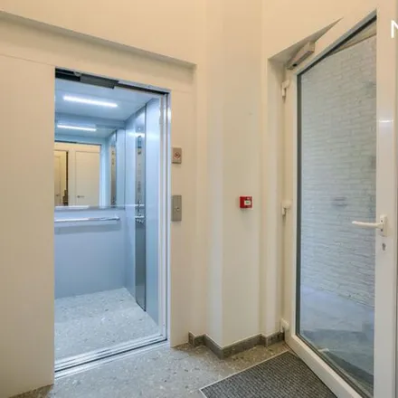 Rent this 2 bed apartment on Cataloniëstraat 4 in 9000 Ghent, Belgium