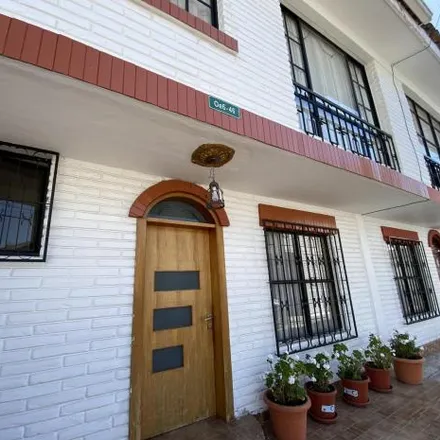 Rent this 3 bed house on Toyota in Avenida América, 170509