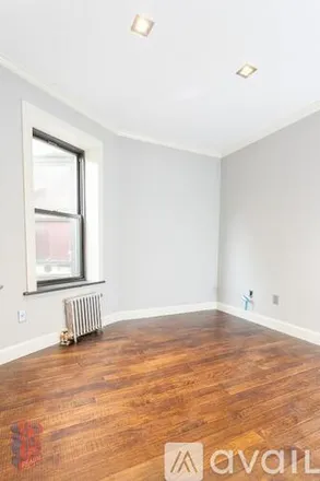 Rent this 5 bed duplex on 113 E 119th St