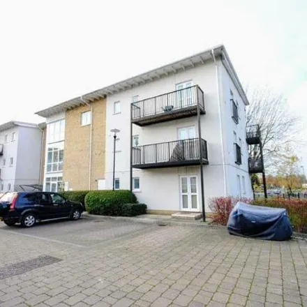 Rent this 2 bed room on unnamed road in Ewell, KT19 9RJ