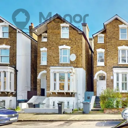 Buy this 1 bed apartment on Davenport Court in 3 Broad Green Avenue, London