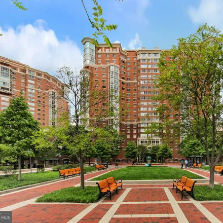 Buy this 3 bed condo on 2151 Jamieson Avenue in Alexandria, VA 22314