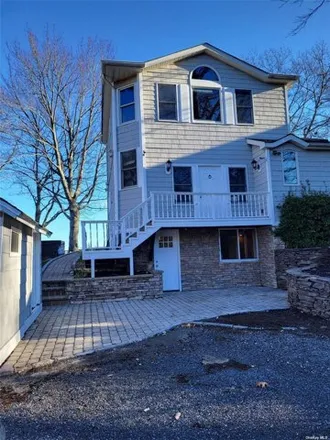 Rent this 2 bed house on 29 Chestnut Avenue in Brookhaven, Suffolk County