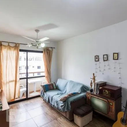 Rent this 3 bed apartment on Rua Raul Pompéia 199 in Pompéia, São Paulo - SP