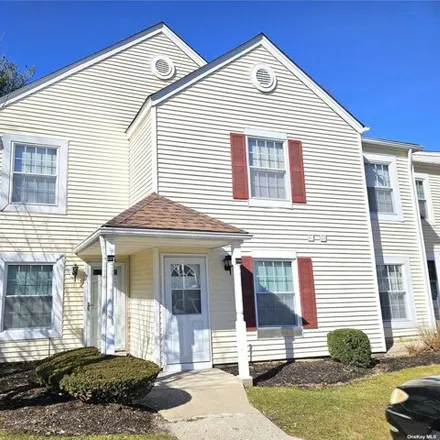 Rent this 2 bed condo on 204 Fairview Circle in Brookhaven, Middle Island